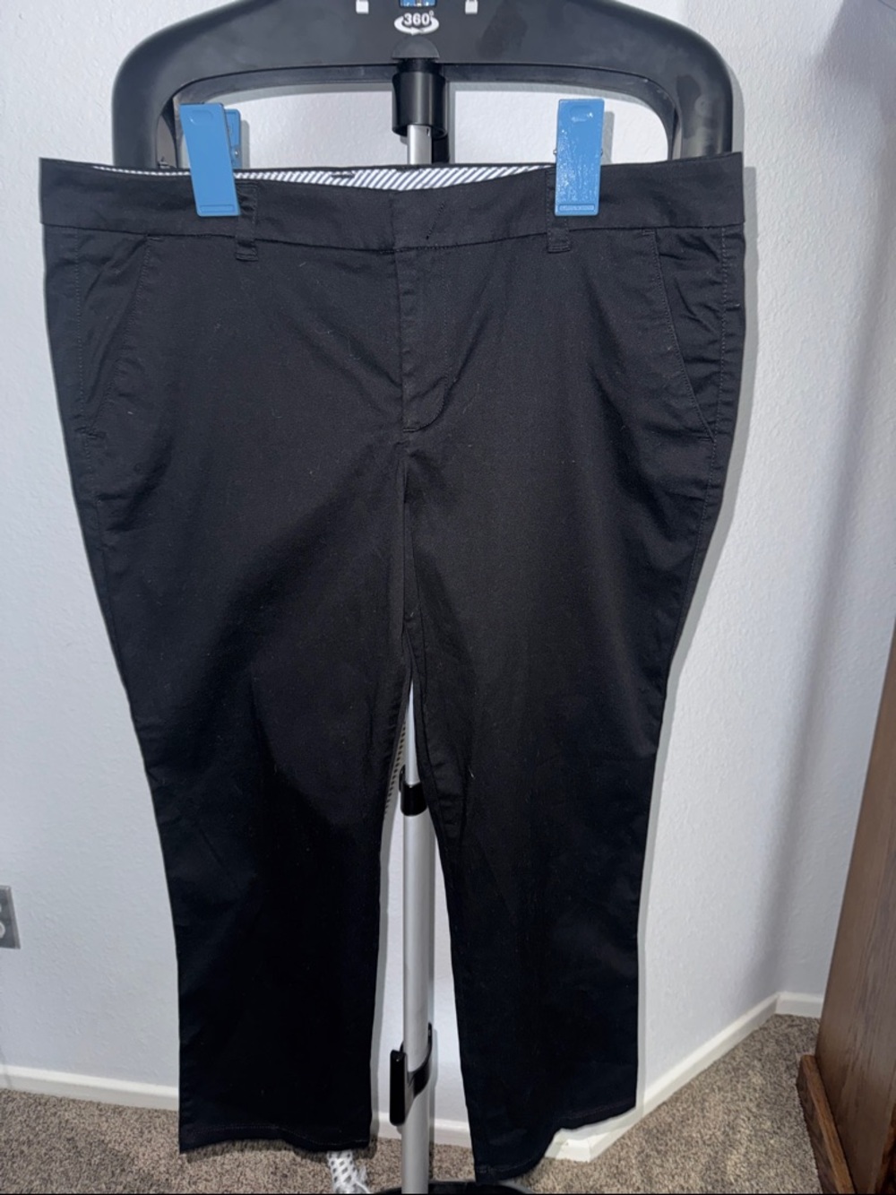Women's Black Stretch Chinos - Tailored Comfort